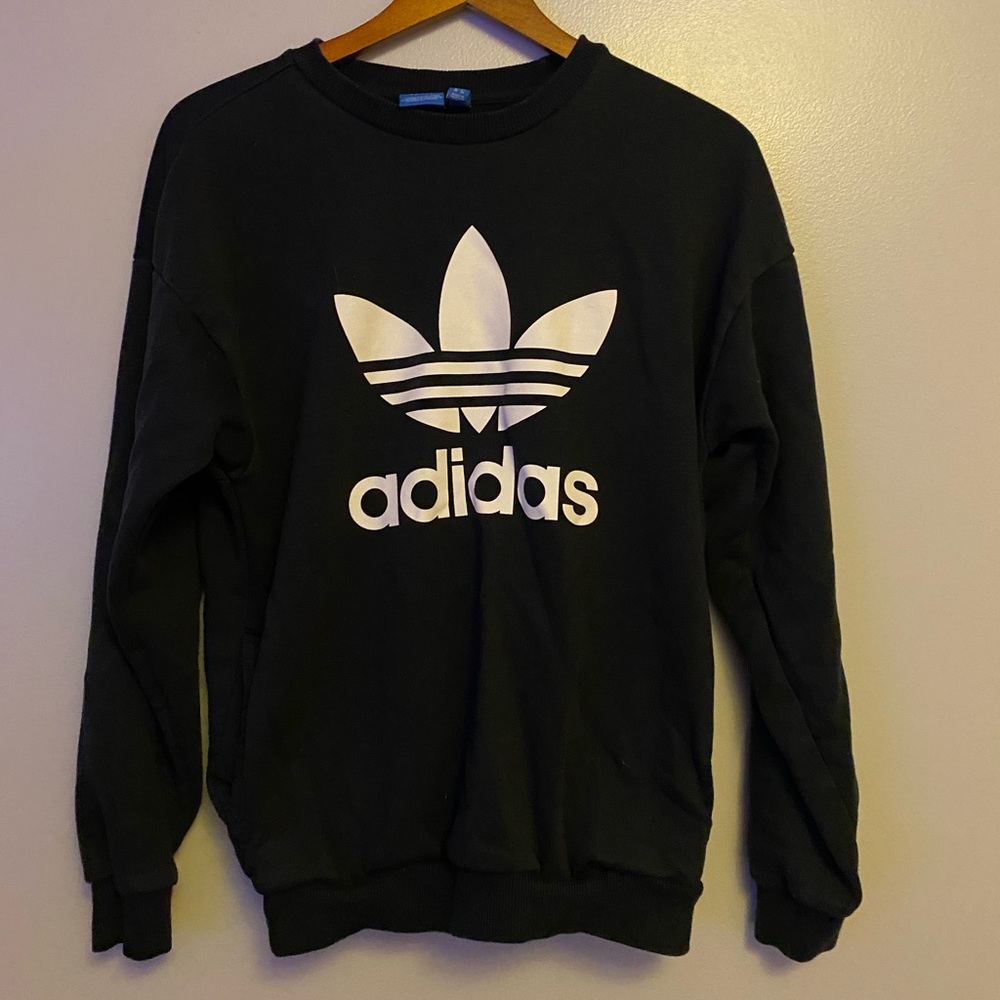 SOLD ON MERCARI Adidas Crewneck with pocket